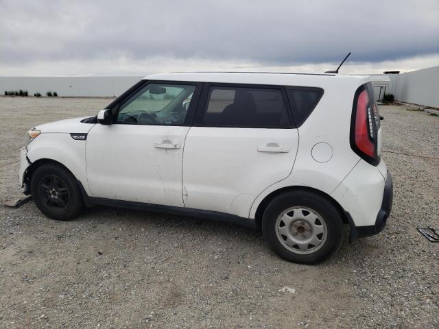 KNDJN2A28G7264330 - 2016 KIA SOUL WHITE photo 2