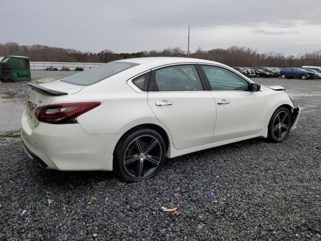 1N4AL3AP9HC217412 - 2017 NISSAN ALTIMA 2.5 WHITE photo 3