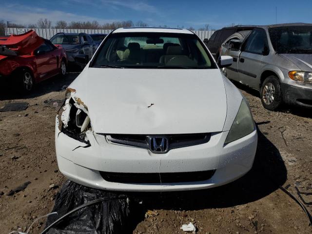 1HGCM66554A052507 - 2004 HONDA ACCORD EX WHITE photo 5