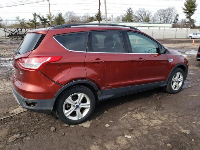 1FMCU9G96GUC64509 - 2016 FORD ESCAPE SE RED photo 3