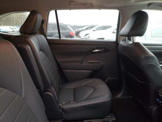 5TDGZRAH2MS520958 - 2021 TOYOTA HIGHLANDER XLE 白色 照片 11