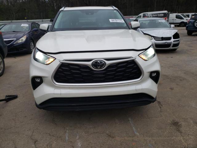 5TDGZRAH2MS520958 - 2021 TOYOTA HIGHLANDER XLE 白色 照片 5