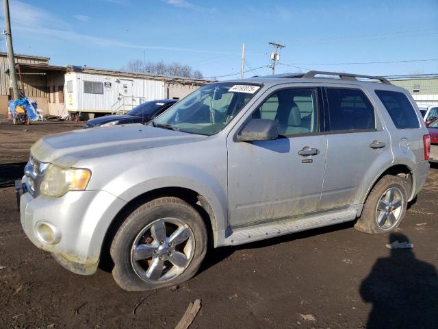 2009 FORD ESCAPE XLT, 