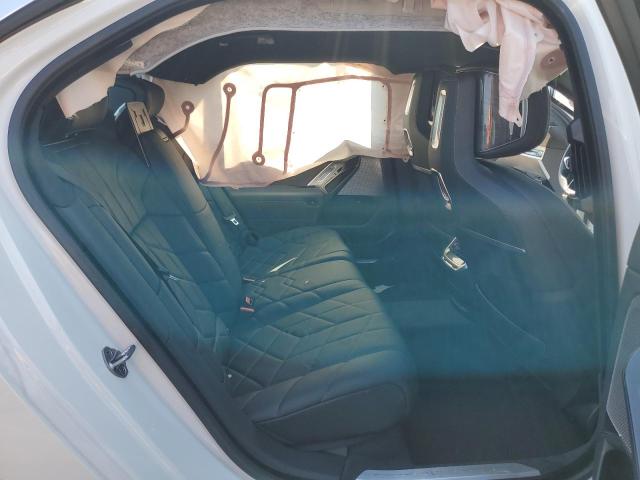 WBY53EJ03PCM80194 - 2023 BMW I7 XDRIVE60 白色 照片 10