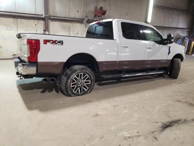 1FT8W3BT8HEE06214 - 2017 FORD F350 SUPER DUTY WHITE photo 3