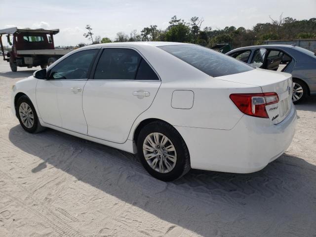 4T4BF1FK3CR259067 - 2012 TOYOTA CAMRY BASE WHITE photo 2