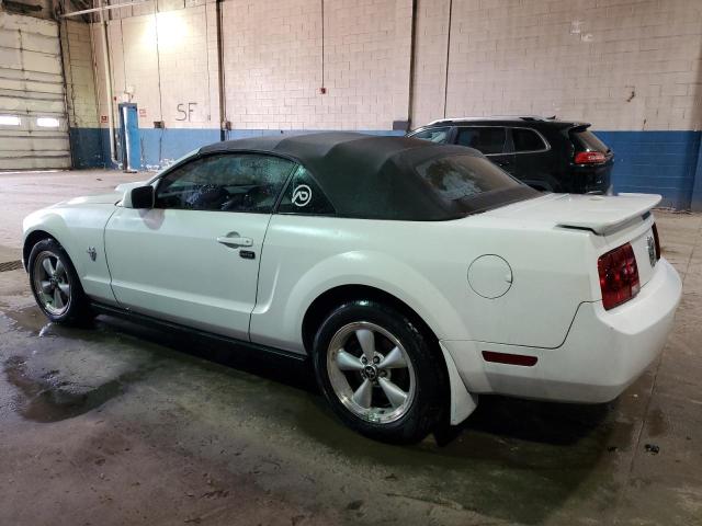 1ZVHT84N595127838 - 2009 FORD MUSTANG WHITE photo 2