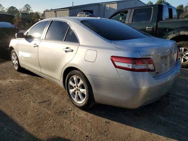 4T1BF3EK7BU216325 - 2011 TOYOTA CAMRY BASE SILVER photo 2