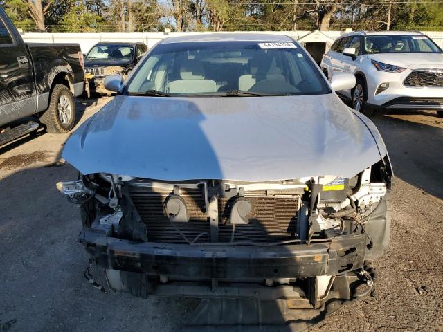 4T1BF3EK7BU216325 - 2011 TOYOTA CAMRY BASE SILVER photo 5