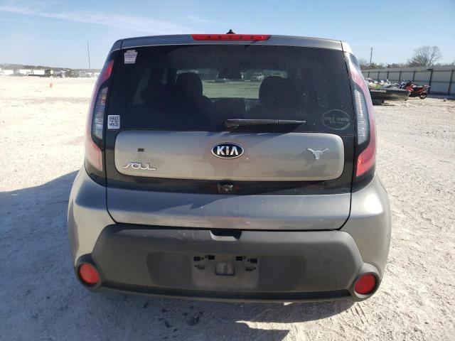 KNDJN2A23G7261951 - 2016 KIA SOUL GRAY photo 6