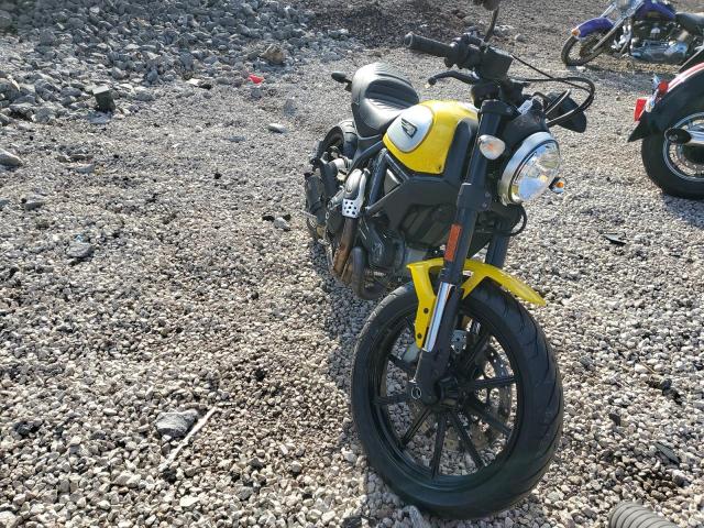 ML015ANM4FT000176 - 2015 DUCATI SCRAMBLER 800 YELLOW photo 1