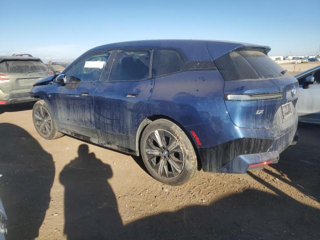 WB523CF08RCP39620 - 2024 BMW IX XDRIVE50 BLUE photo 2
