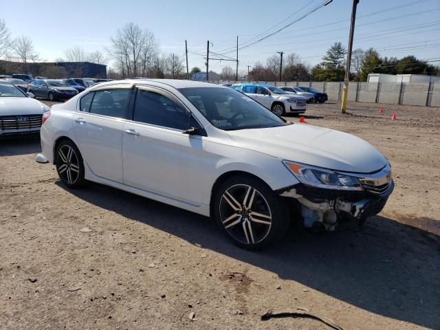 1HGCR2F1XHA152762 - 2017 HONDA ACCORD SPORT SPECIAL EDITION WHITE photo 4