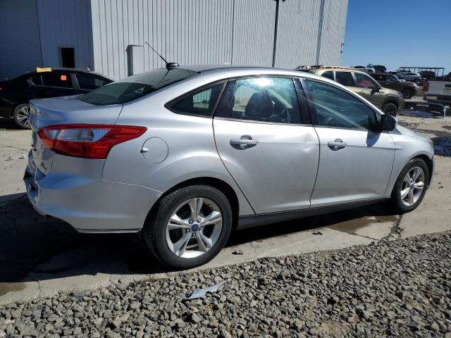 1FADP3F21DL354272 - 2013 FORD FOCUS SE SILVER photo 3