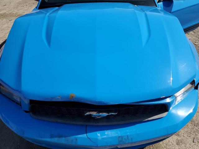 1ZVBP8AN0A5120542 - 2010 FORD MUSTANG BLUE photo 11