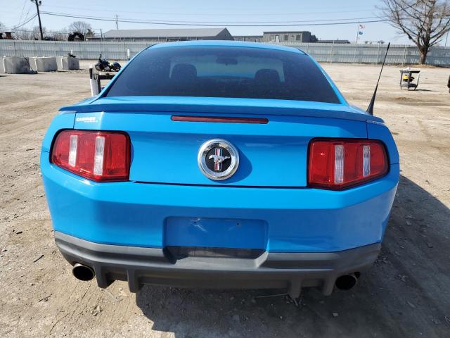 1ZVBP8AN0A5120542 - 2010 FORD MUSTANG BLUE photo 6