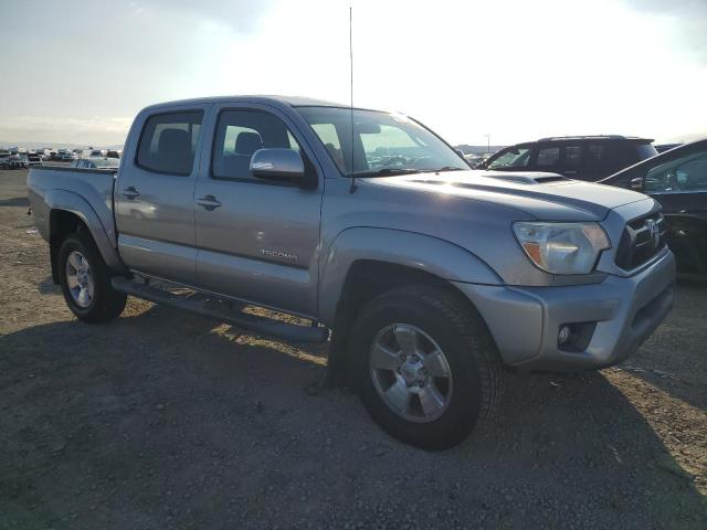 3TMJU4GN3FM190402 - 2015 TOYOTA TACOMA DOUBLE CAB PRERUNNER SILVER photo 4