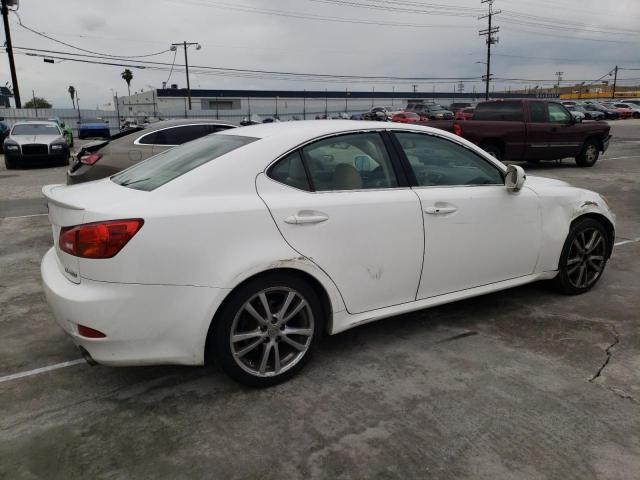 JTHBK262565008189 - 2006 LEXUS IS 250 WHITE photo 3