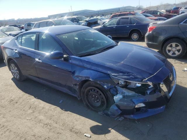 1N4BL4BV2KC130563 - 2019 NISSAN ALTIMA S BLUE photo 4