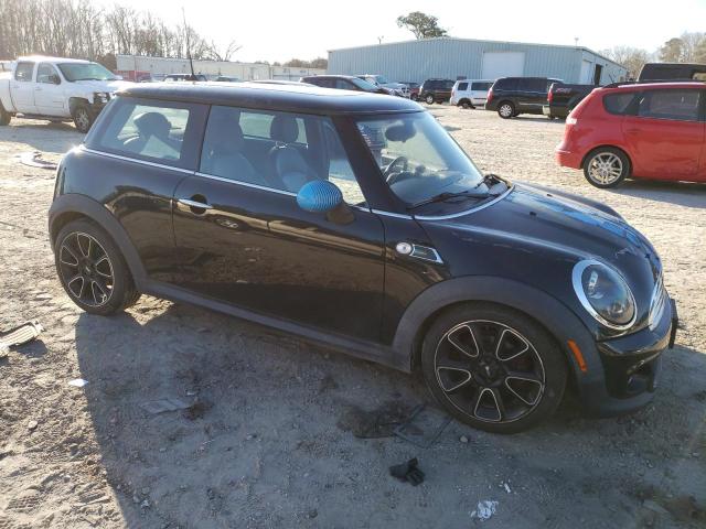 WMWSU3C51DT370056 - 2013 MINI COOPER BLACK photo 4