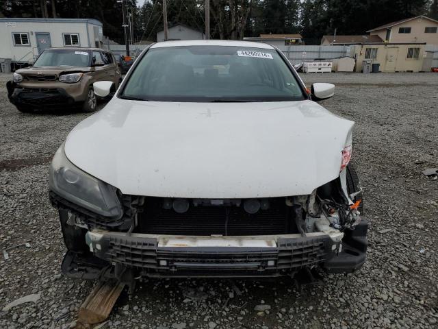 1HGCR2F37DA119763 - 2013 HONDA ACCORD LX WHITE photo 5