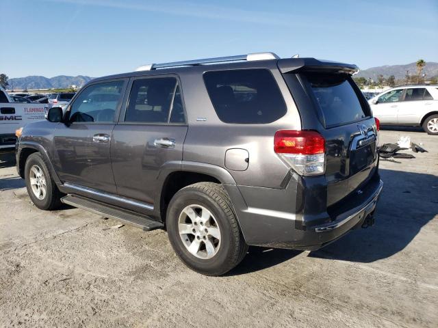 JTEZU5JR1A5012843 - 2010 TOYOTA 4RUNNER SR5 GRAY photo 2