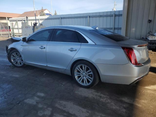 2G61M5S3XJ9166811 - 2018 CADILLAC XTS LUXURY SILVER photo 2