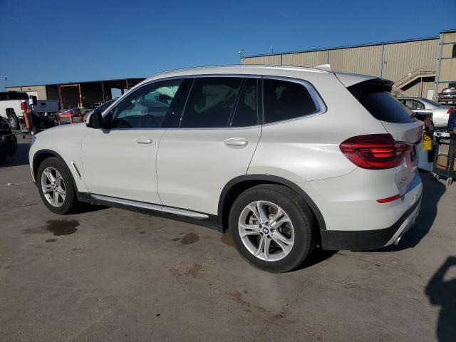 5UXTY3C03LLU70026 - 2020 BMW X3 SDRIVE30I WHITE photo 2