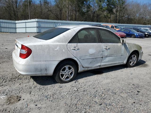 4T1BE32K82U117407 - 2002 TOYOTA CAMRY LE WHITE photo 3