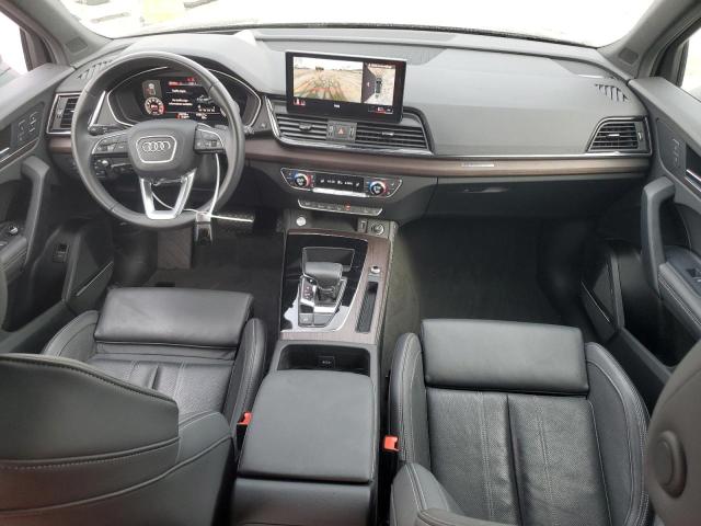 WA16AAFY6M2095923 - 2021 AUDI Q5 SPORTBACK PRESTIGE BLACK photo 8