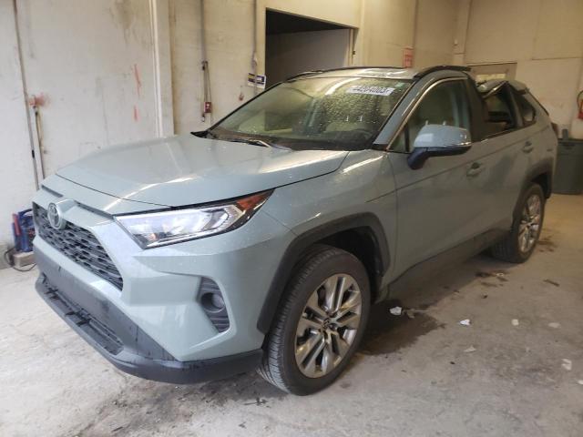 2T3A1RFV3MW227886 - 2021 TOYOTA RAV4 XLE PREMIUM GRAY photo 1