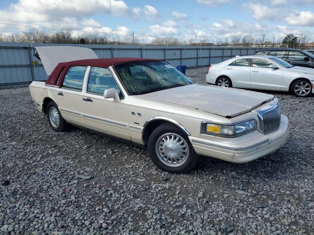 1LNLM83W6VY753519 - 1997 LINCOLN TOWN CARTIER BEIGE photo 4