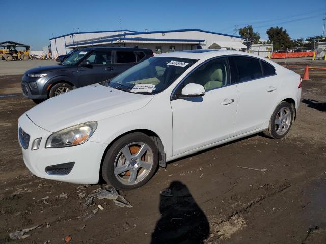 2012 VOLVO S60 T5, 