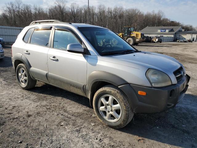 KM8JN72D45U122760 - 2005 HYUNDAI TUCSON GLS GRAY photo 4