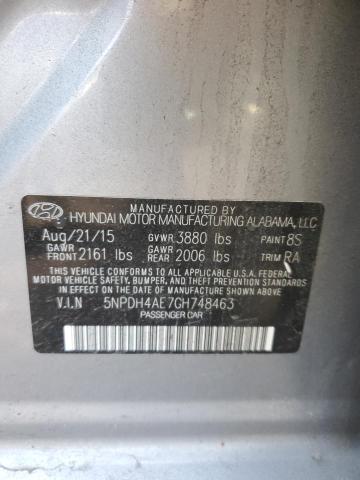 5NPDH4AE7GH748463 - 2016 HYUNDAI ELANTRA SE GRAY photo 12