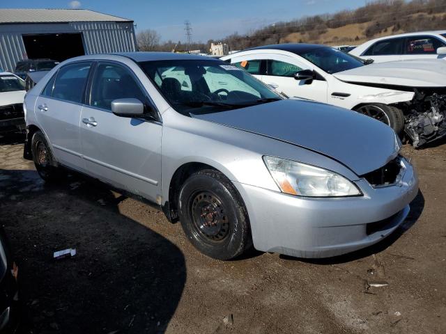 1HGCM56415L000721 - 2005 HONDA ACCORD LX SILVER photo 4