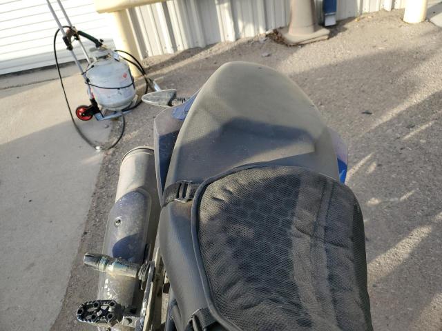 WB30G1105JR857268 - 2018 BMW G310 R BLUE photo 6