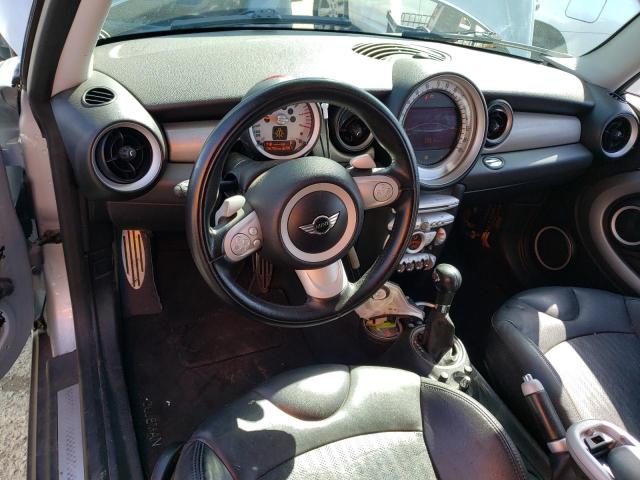 WMWMM33598TP89626 - 2008 MINI COOPER S CLUBMAN SILVER photo 8