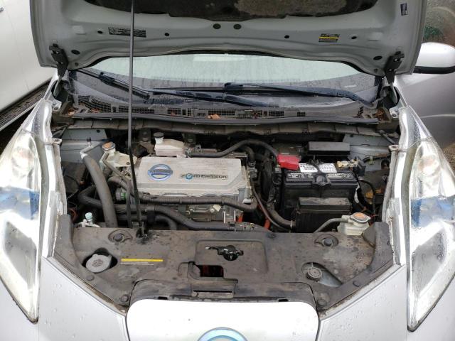 JN1AZ0CP3BT006530 - 2011 NISSAN LEAF SV SILVER photo 11