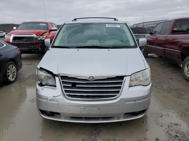 2A8HR54P98R829611 - 2008 CHRYSLER TOWN & COU TOURING ვერცხლისფერი ფოტო 5