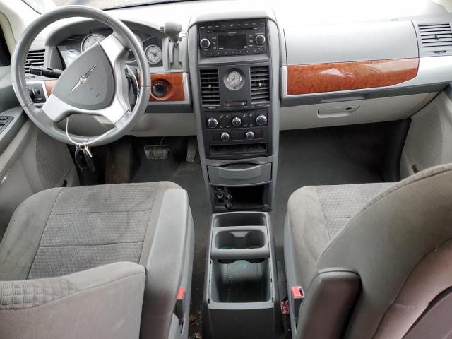 2A8HR54P98R829611 - 2008 CHRYSLER TOWN & COU TOURING ვერცხლისფერი ფოტო 8