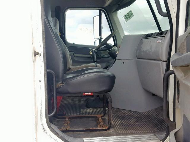 1FUJA6CKX5LU78796 - 2005 FREIGHTLINER CONVENTIONAL COLUMBIA  ფოტო 5