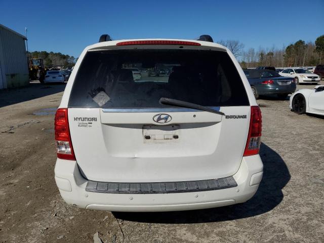 KNDMC233176014653 - 2007 HYUNDAI ENTOURAGE GLS WHITE photo 6