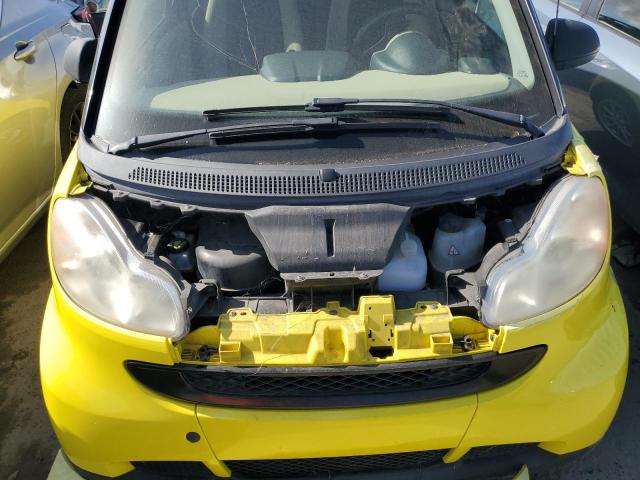 WMEEJ31X88K155588 - 2008 SMART FORTWO PURE YELLOW photo 11