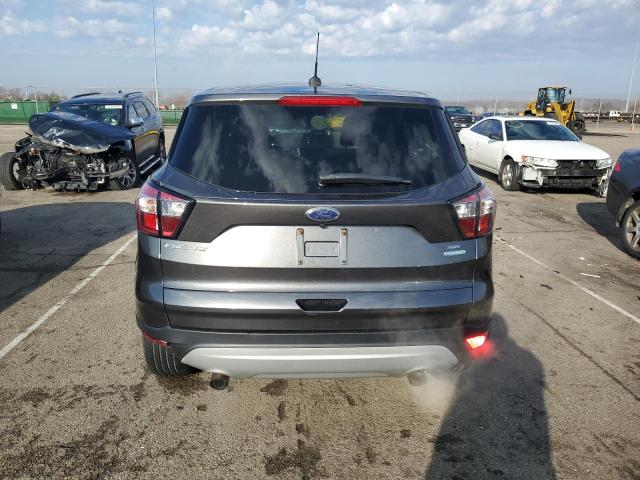 1FMCU0GD5HUD74050 - 2017 FORD ESCAPE SE GRAY photo 6