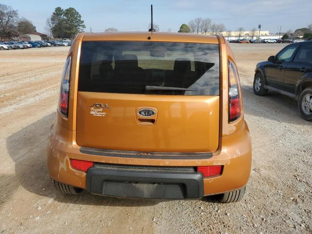 KNDJT2A29B7205916 - 2011 KIA SOUL + ORANGE photo 6