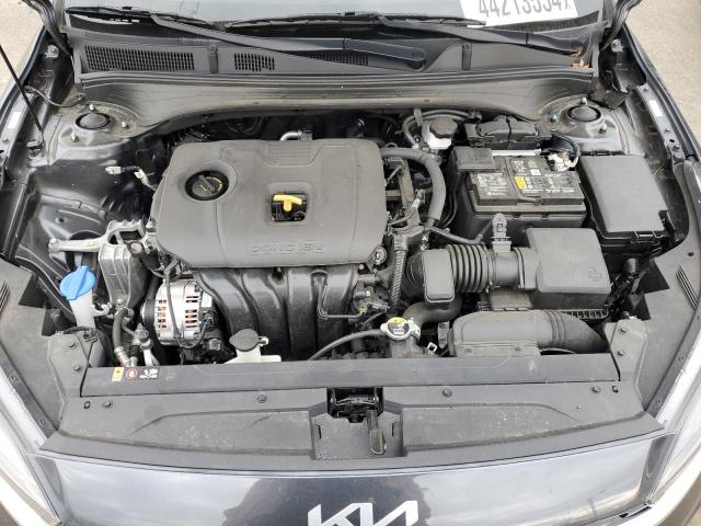 3KPF54AD8NE483496 - 2022 KIA FORTE GT LINE GRAY photo 11