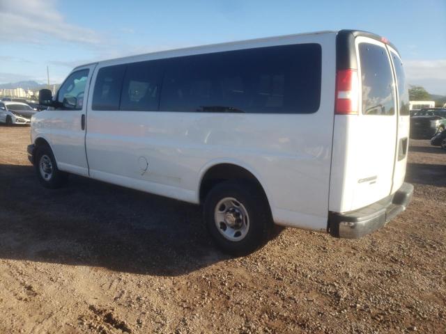 1GAZGPFGXG1170332 - 2016 CHEVROLET EXPRESS G3 LT WHITE photo 2