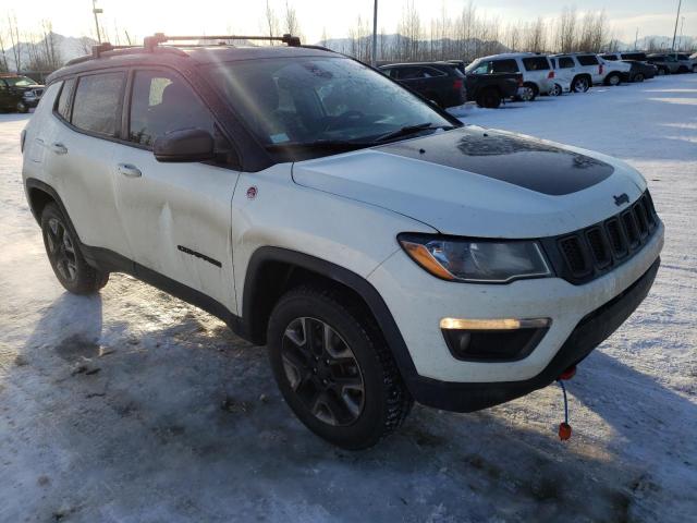 3C4NJDDB8JT201929 - 2018 JEEP COMPASS TRAILHAWK WHITE photo 4