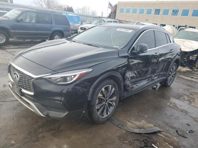 SJKCH5CR8JA052627 - 2018 INFINITI QX30 BASE Schwarz Foto 1